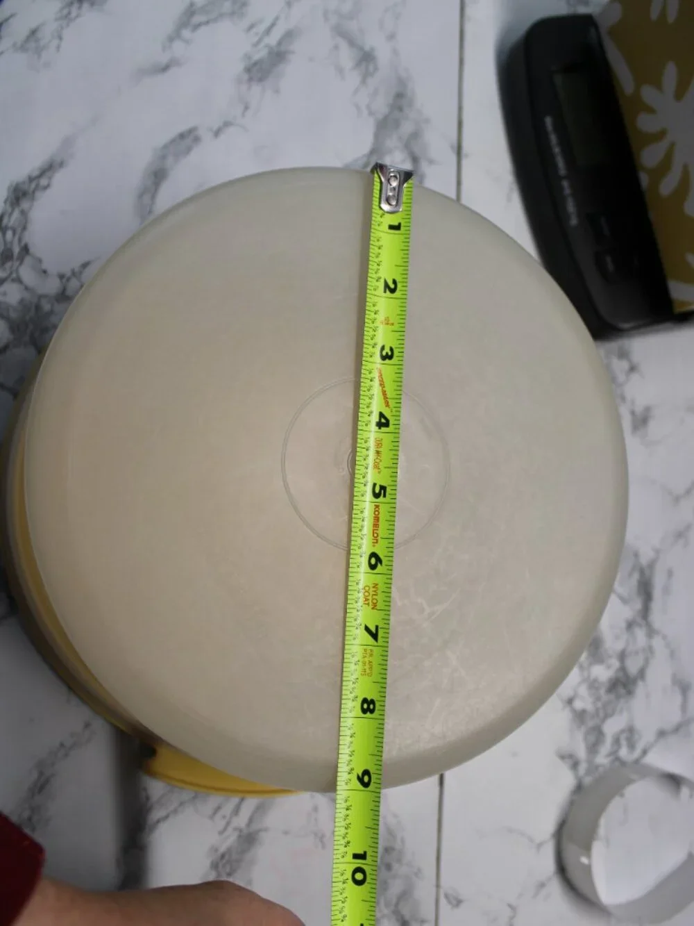 Vintage Tupperware Round Cake Taker Saver Dome with Handle and Base